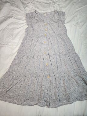 Floral Button-Front Midi Dress in Light Blue